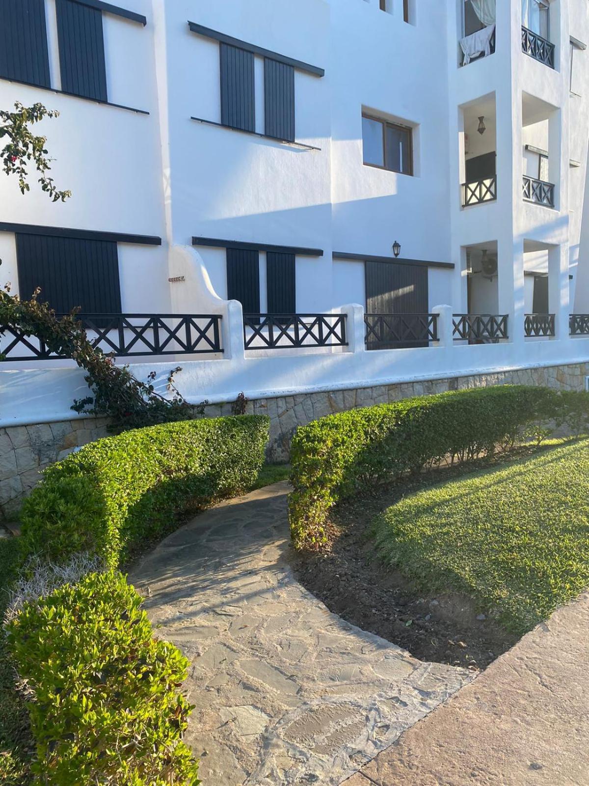 Appartement En Residence Lilacs Garden Avec Clim Et Wifi Cabo Negro Exterior foto